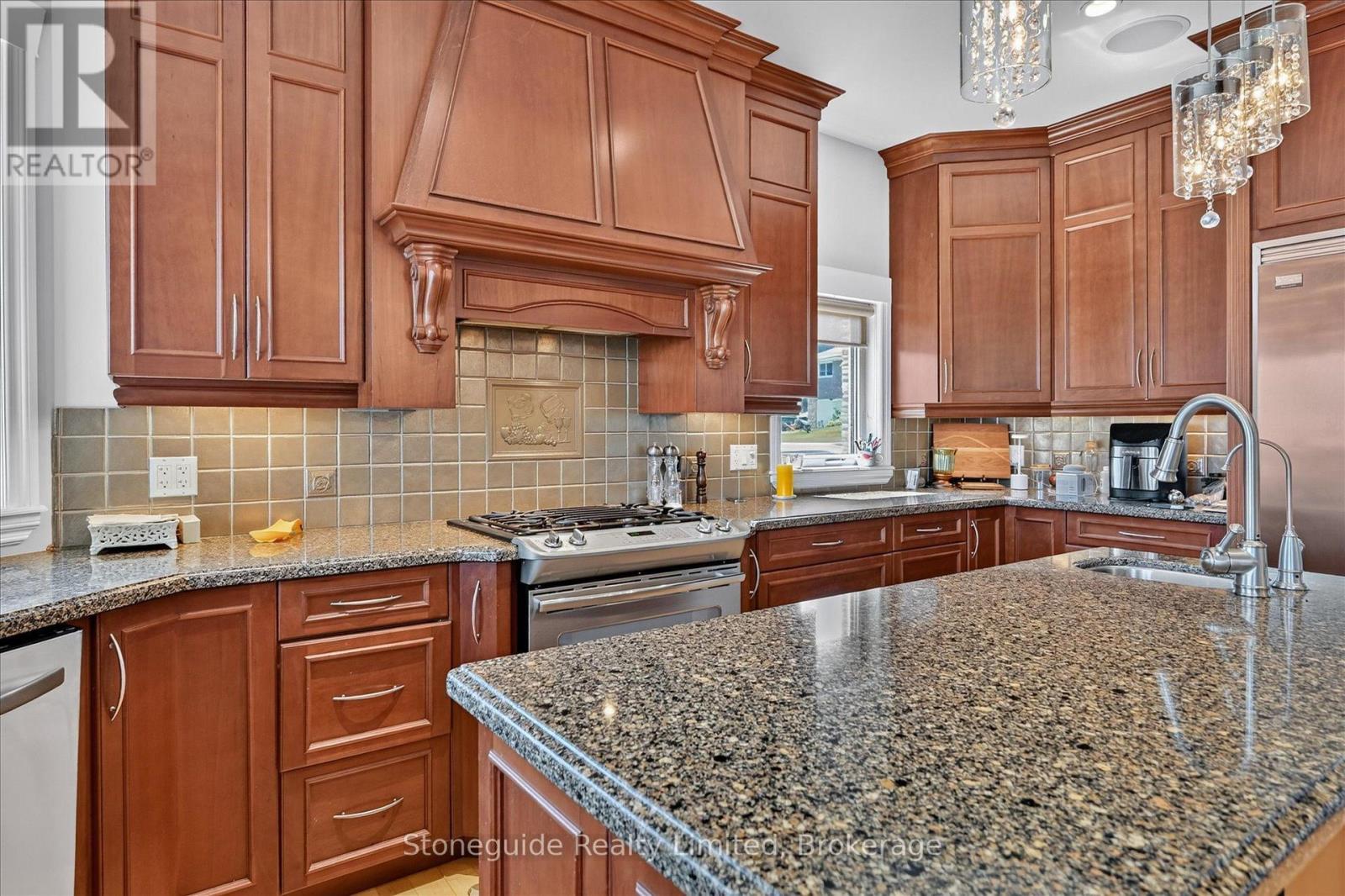 899 Settlers Trail, Selwyn, Ontario  K0L 1T0 - Photo 16 - X13568426