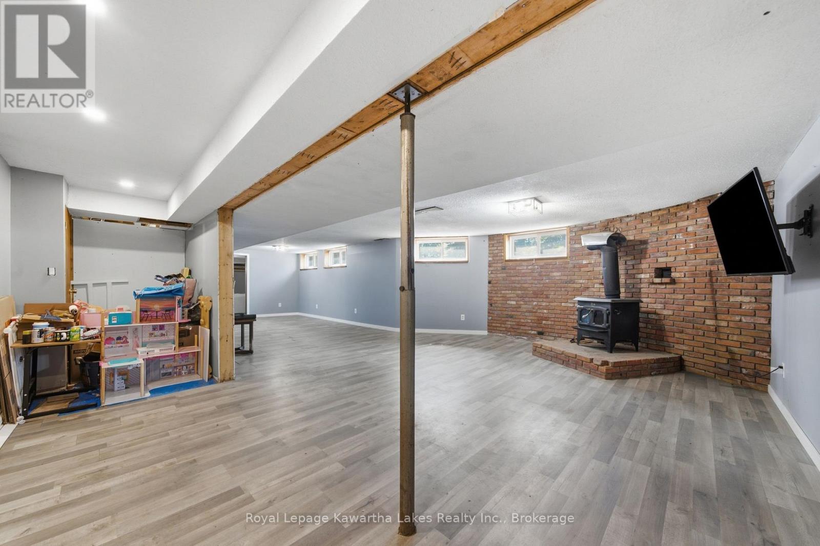 98 Brookview Road, Kawartha Lakes (Ops), Ontario  K9V 4R5 - Photo 32 - X13568500