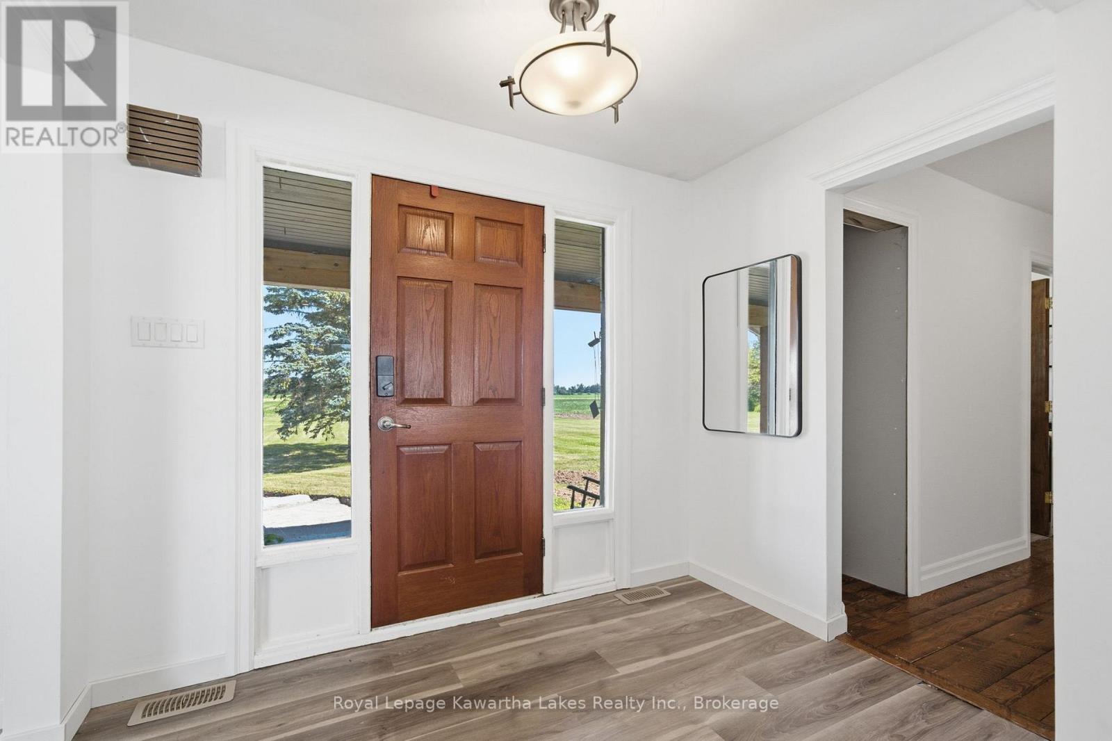 98 Brookview Road, Kawartha Lakes (Ops), Ontario  K9V 4R5 - Photo 6 - X13568500
