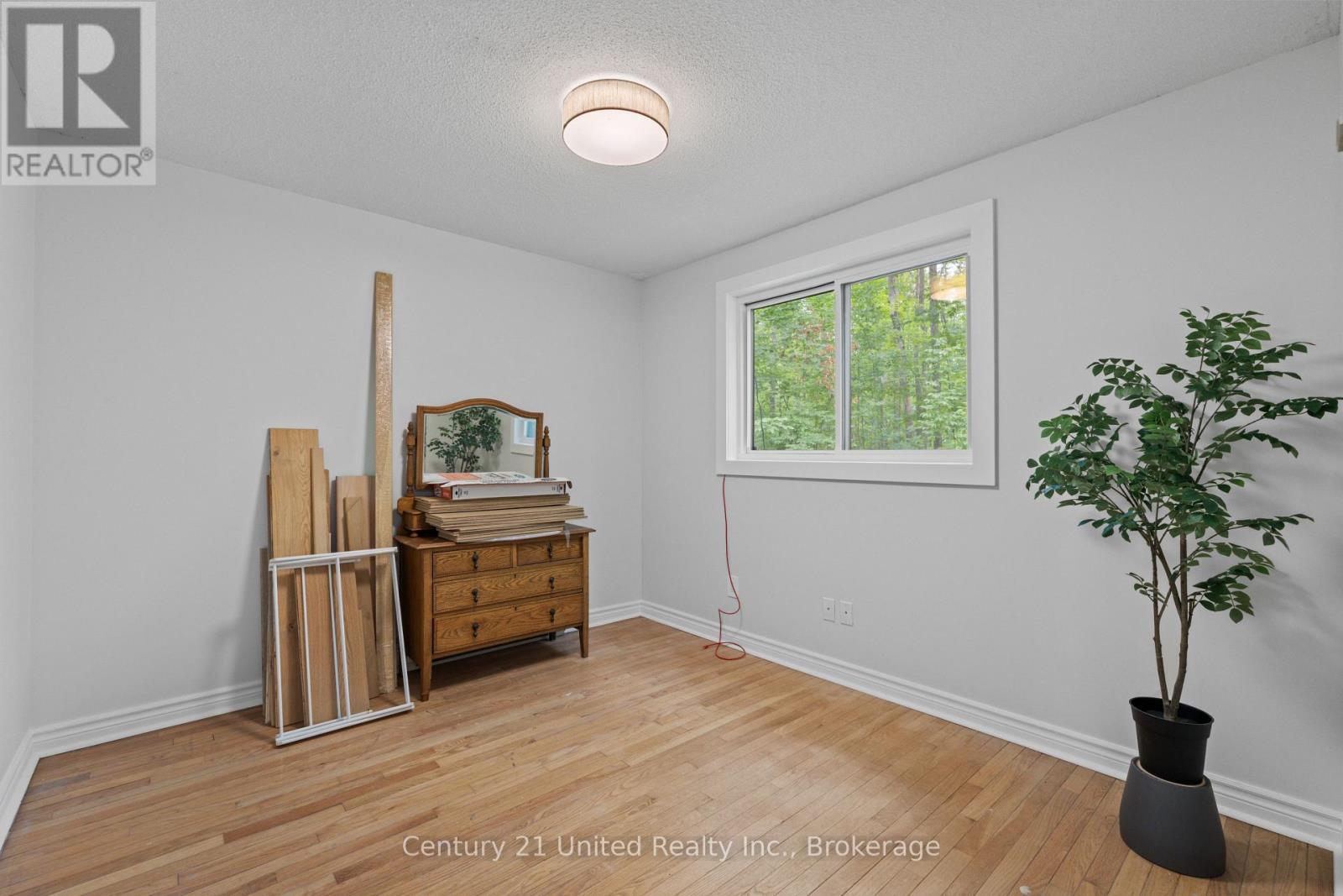 39 Stockdale Road, Selwyn, Ontario  K9J 6X4 - Photo 17 - X13568976
