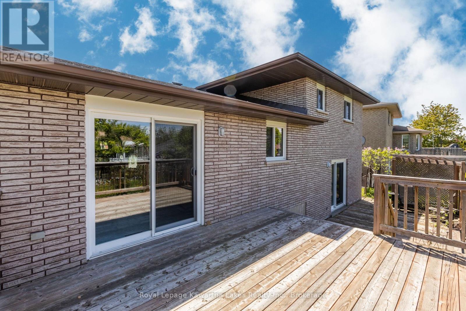 28 Andrew Drive, Kawartha Lakes (Lindsay), Ontario  K9V 5W6 - Photo 25 - X13570062