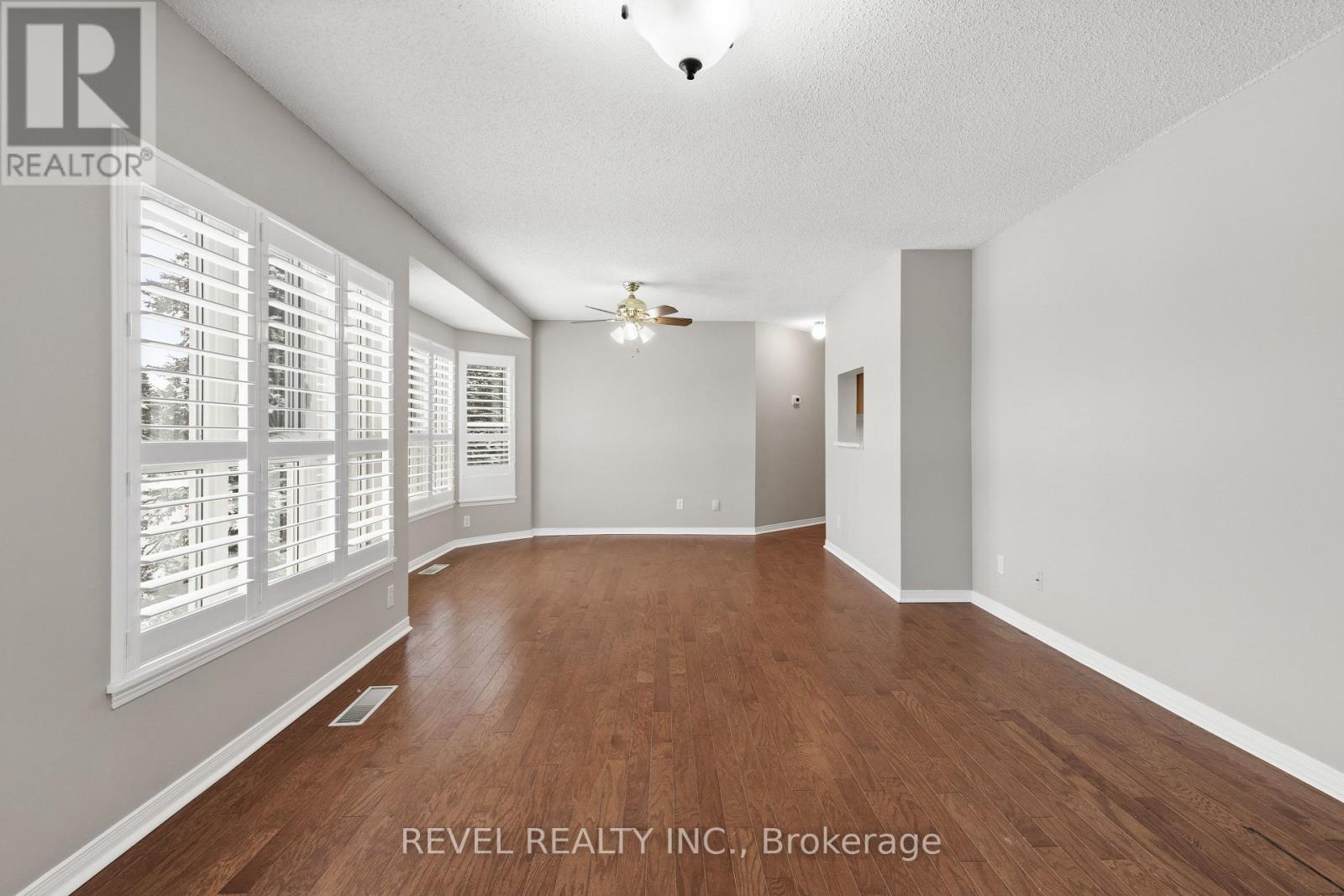 309 - 4 Heritage Way, Kawartha Lakes (Lindsay), Ontario  K9V 5Z2 - Photo 12 - X13570092