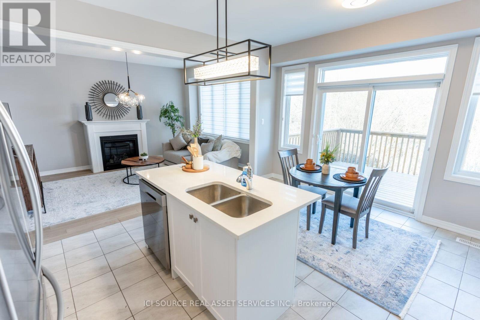 648 Lemay Grove, Peterborough (Monaghan Ward 2), Ontario  K9K 0G9 - Photo 7 - X13570172