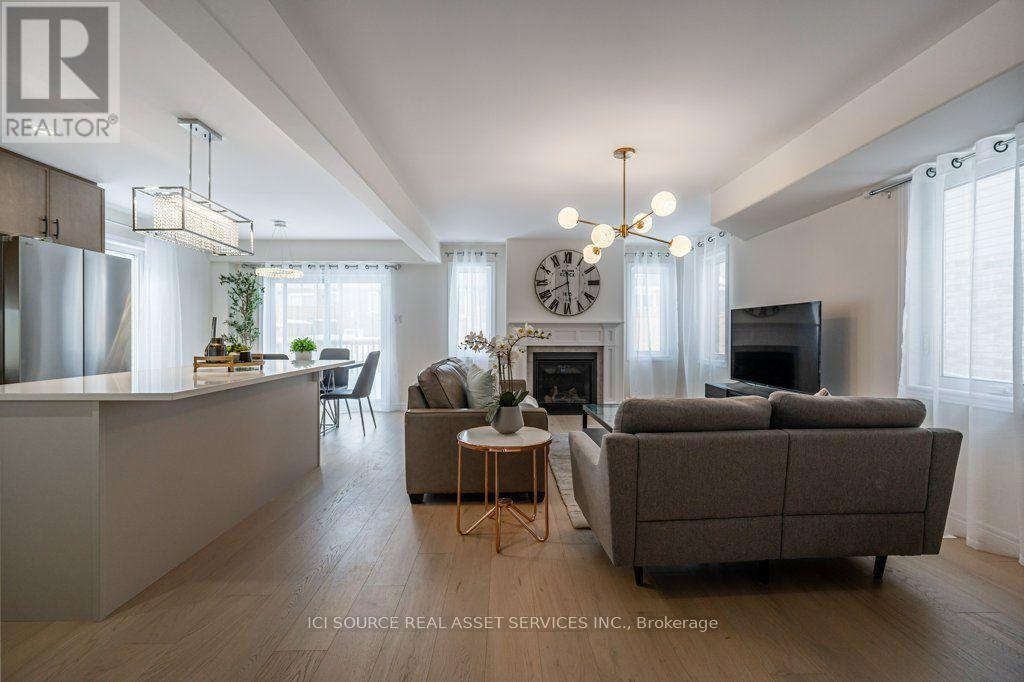212 O'neil Street, Peterborough (Monaghan Ward 2), Ontario  K9K 0H5 - Photo 4 - X13571640