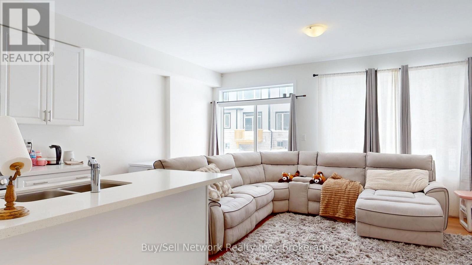 649 Pollock Grove, Peterborough (Monaghan Ward 2), Ontario  K9K 0J6 - Photo 6 - X13572138
