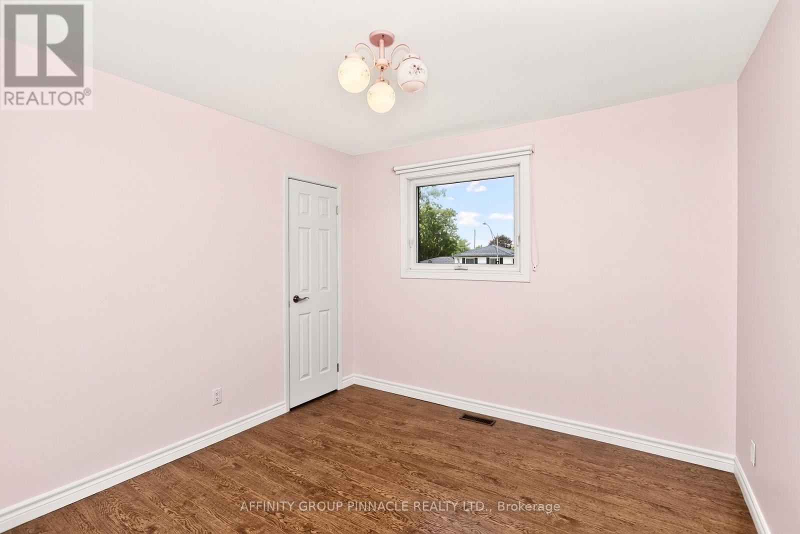7 Redwing Street, Kawartha Lakes (Lindsay), Ontario  K9V 4T4 - Photo 27 - X13572890