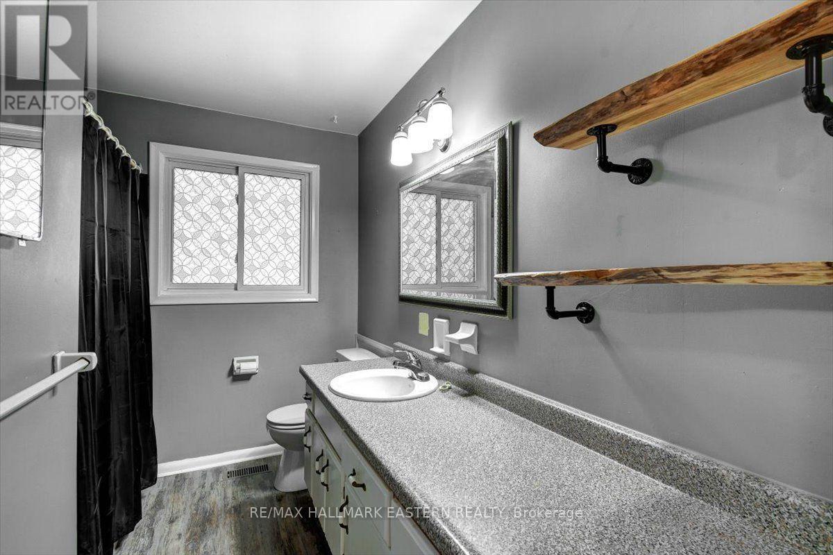 1194 Milburn Street, Peterborough (Northcrest Ward 5), Ontario  K9H 6P2 - Photo 16 - X13574106