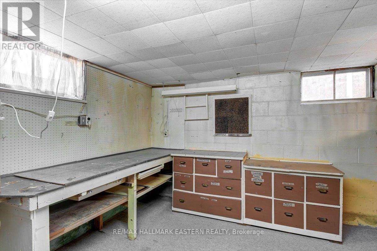 1194 Milburn Street, Peterborough (Northcrest Ward 5), Ontario  K9H 6P2 - Photo 36 - X13574106