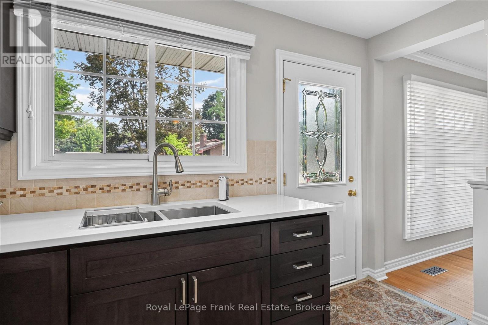 285 St Annes Crescent, Peterborough (Northcrest Ward 5), Ontario  K9H 5J3 - Photo 13 - X13575662