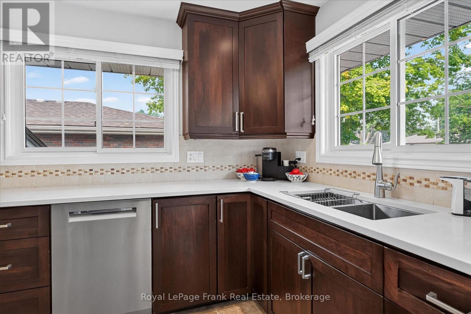 285 St Annes Crescent, Peterborough (Northcrest Ward 5), Ontario  K9H 5J3 - Photo 14 - X13575662