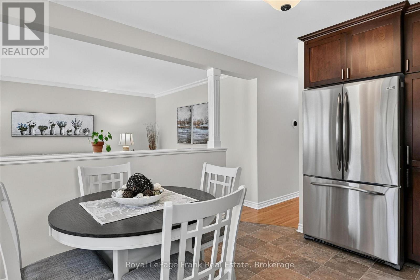285 St Annes Crescent, Peterborough (Northcrest Ward 5), Ontario  K9H 5J3 - Photo 16 - X13575662