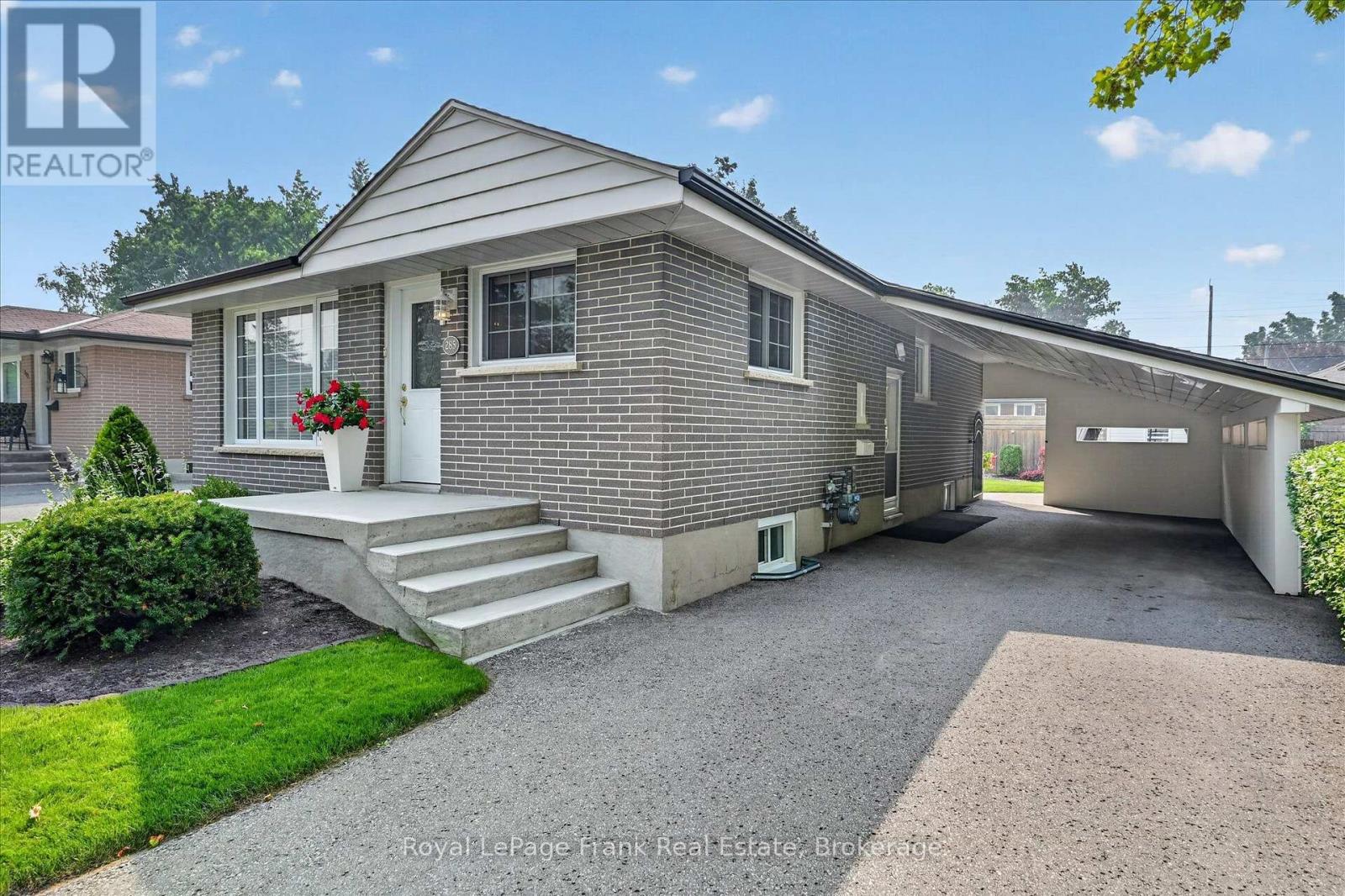285 St Annes Crescent, Peterborough (Northcrest Ward 5), Ontario  K9H 5J3 - Photo 4 - X13575662