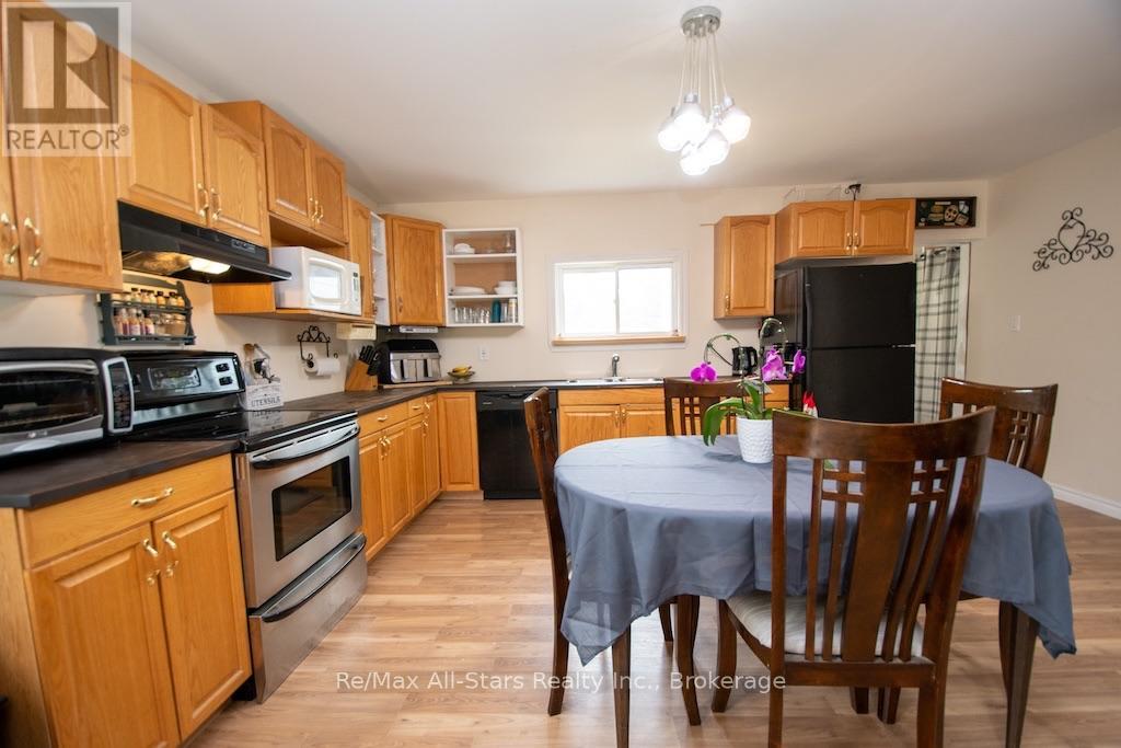 59 George Street W, Kawartha Lakes (Lindsay), Ontario  K9V 2P2 - Photo 11 - X13576058