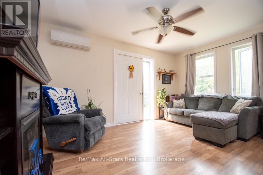 59 George Street W, Kawartha Lakes (Lindsay), Ontario  K9V 2P2 - Photo 5 - X13576058