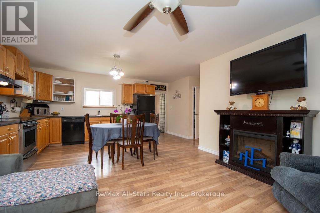 59 George Street W, Kawartha Lakes (Lindsay), Ontario  K9V 2P2 - Photo 7 - X13576058
