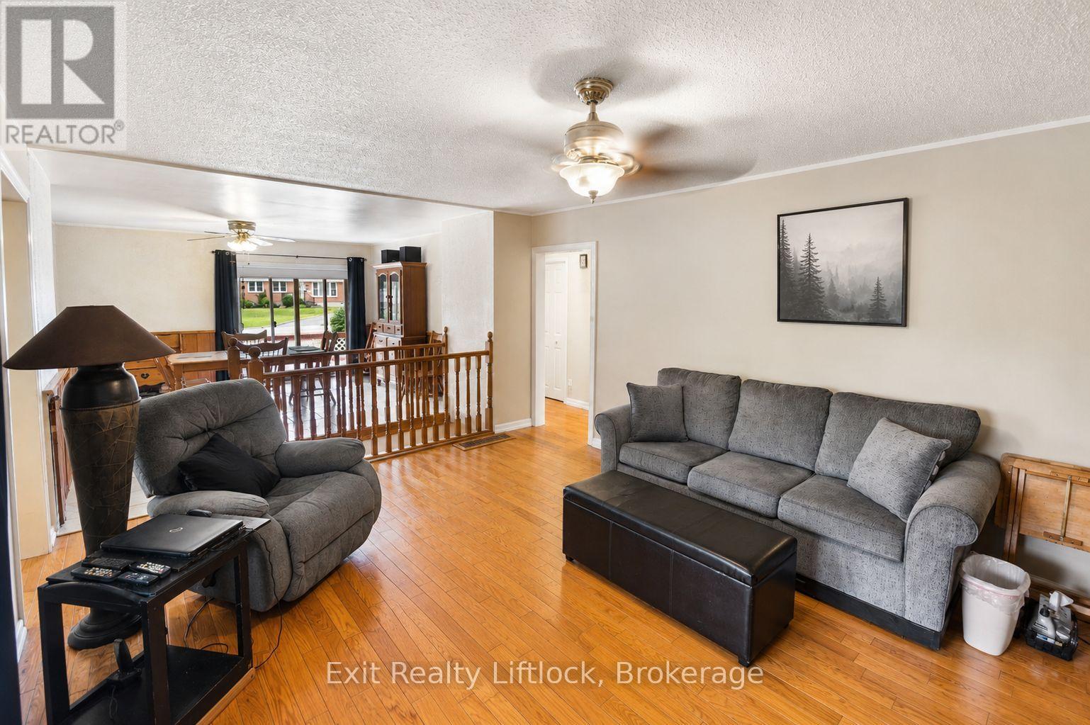 2 Edgewood Avenue, Douro-Dummer, Ontario  K9L 1V5 - Photo 11 - X13576658