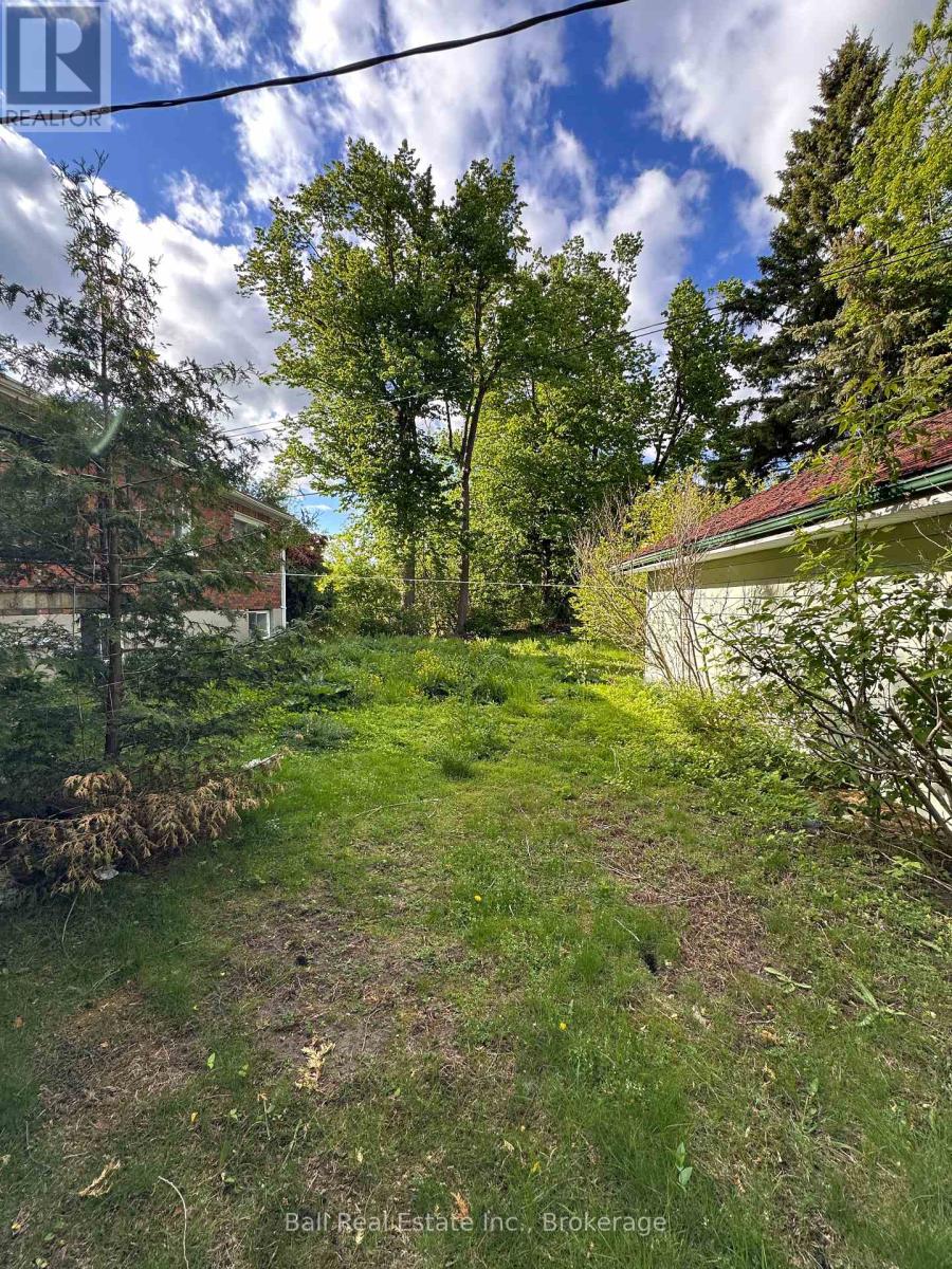 10 Arthur Avenue, Peterborough (Otonabee Ward 1), Ontario  K9J 5X5 - Photo 5 - X13576828