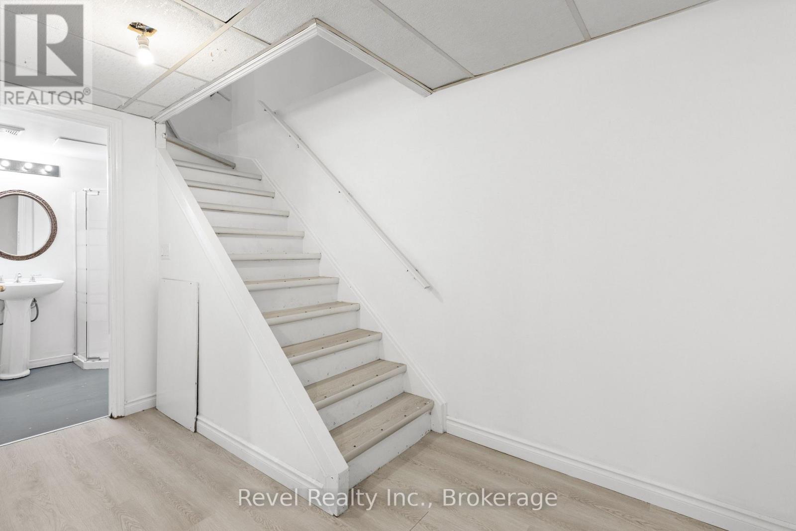 123 Albert Street S, Kawartha Lakes (Lindsay), Ontario  K9V 6G1 - Photo 30 - X13577548