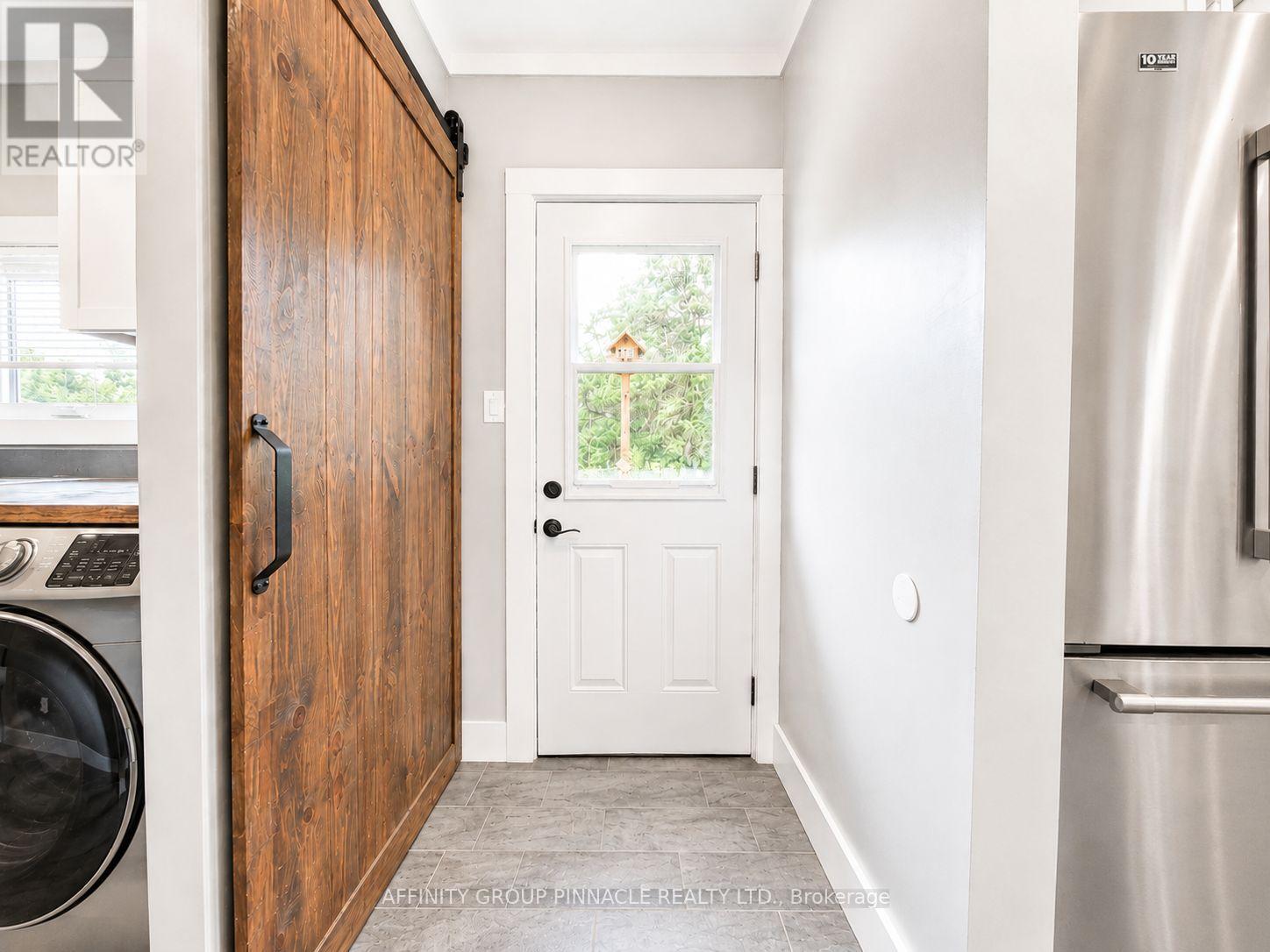 367 Angeline Street S, Kawartha Lakes (Ops), Ontario  K9V 0J7 - Photo 16 - X13578546