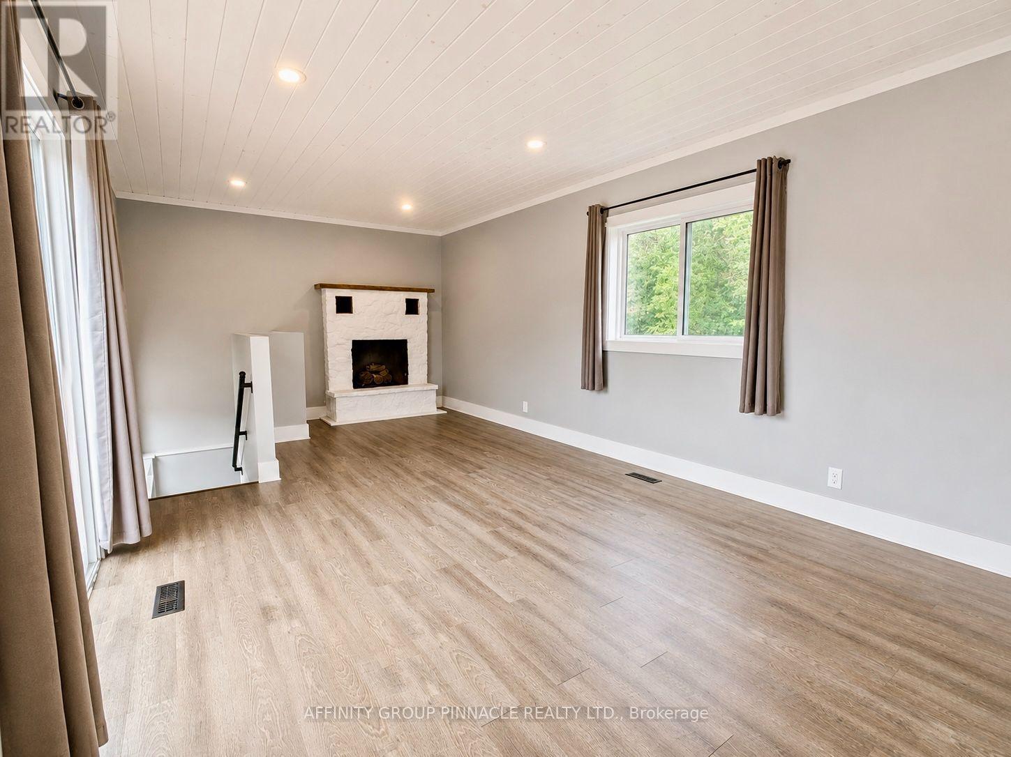 367 Angeline Street S, Kawartha Lakes (Ops), Ontario  K9V 0J7 - Photo 22 - X13578546