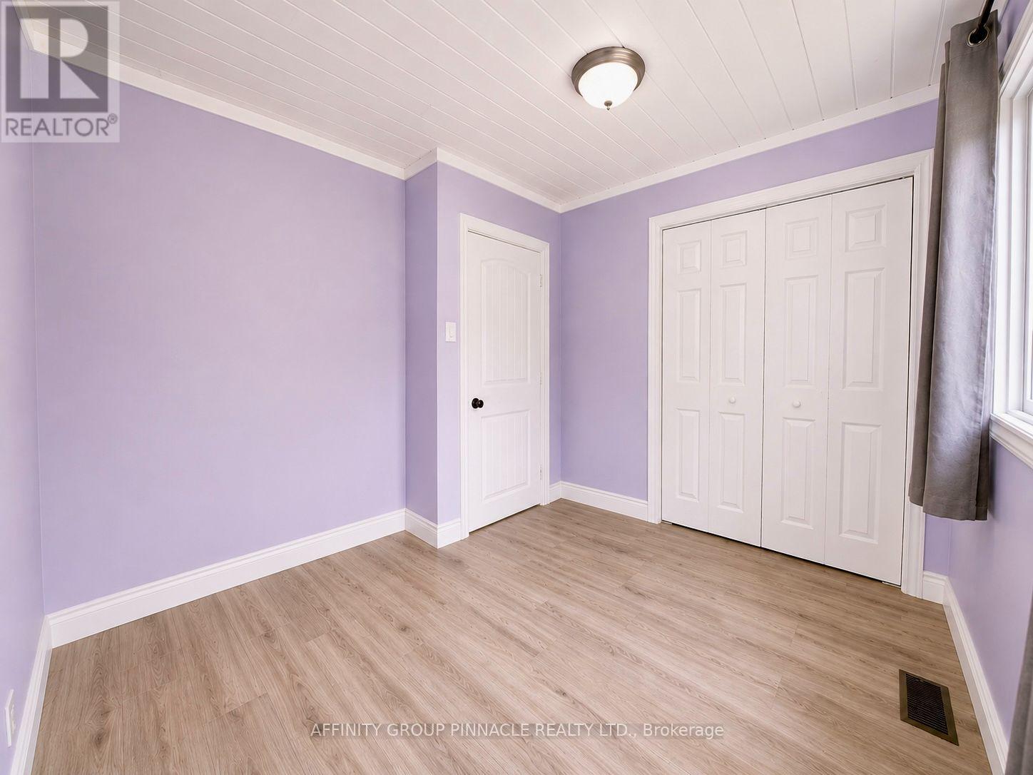 367 Angeline Street S, Kawartha Lakes (Ops), Ontario  K9V 0J7 - Photo 35 - X13578546