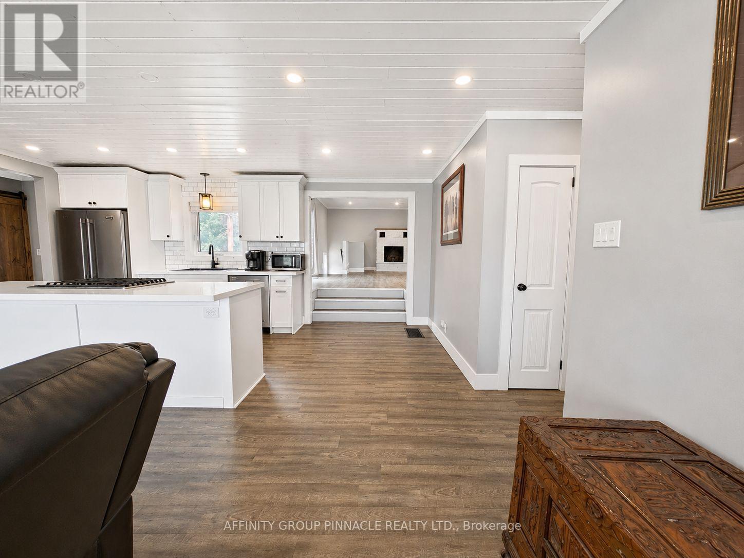 367 Angeline Street S, Kawartha Lakes (Ops), Ontario  K9V 0J7 - Photo 6 - X13578546