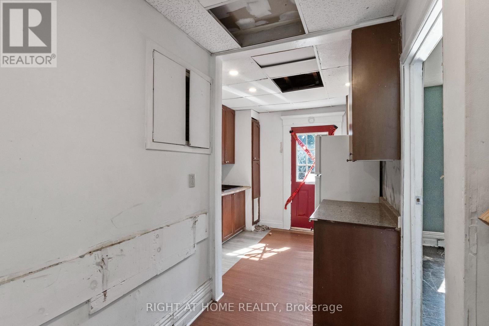 541 Aylmer Street N, Peterborough (Town Ward 3), Ontario  K9H 3W6 - Photo 15 - X13579728
