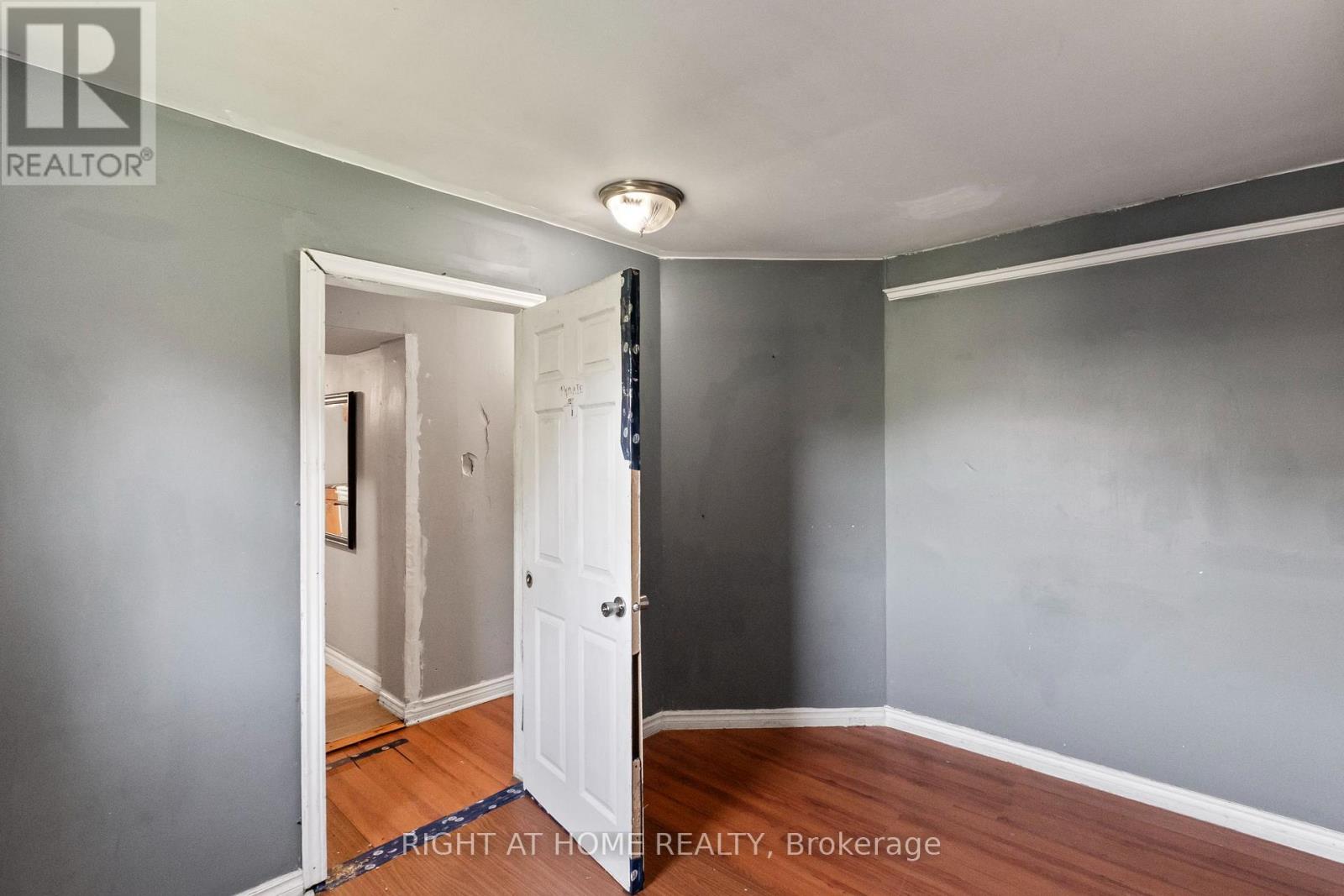 541 Aylmer Street N, Peterborough (Town Ward 3), Ontario  K9H 3W6 - Photo 26 - X13579728