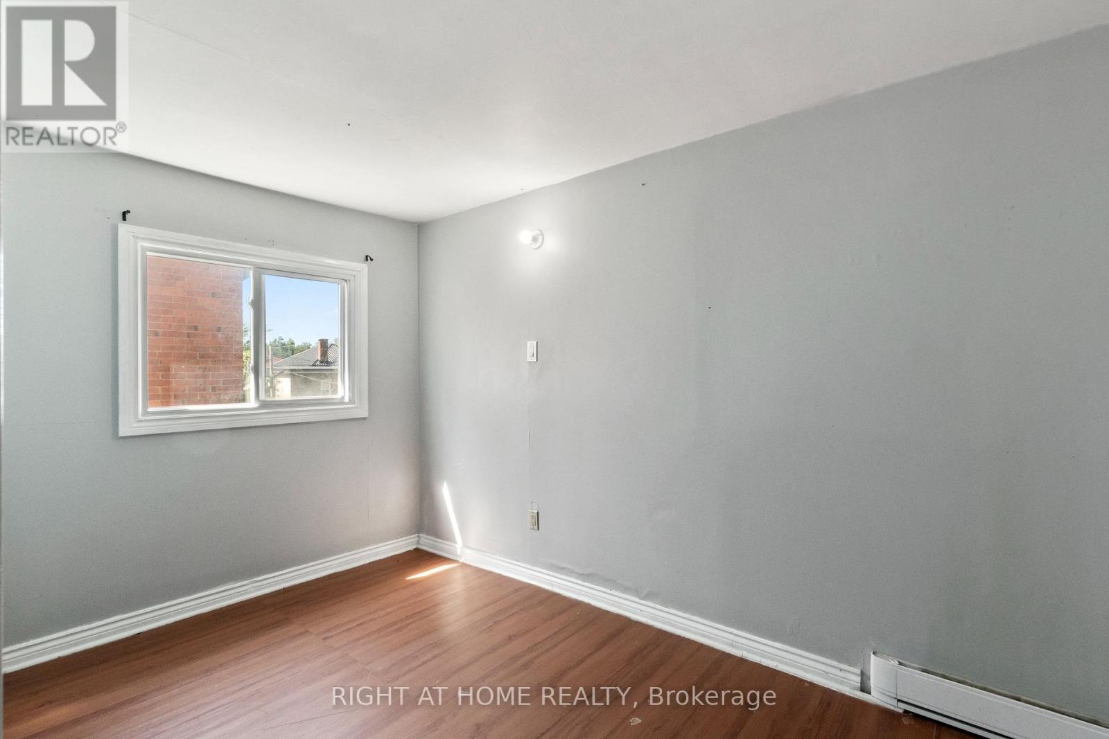 541 Aylmer Street N, Peterborough (Town Ward 3), Ontario  K9H 3W6 - Photo 34 - X13579728