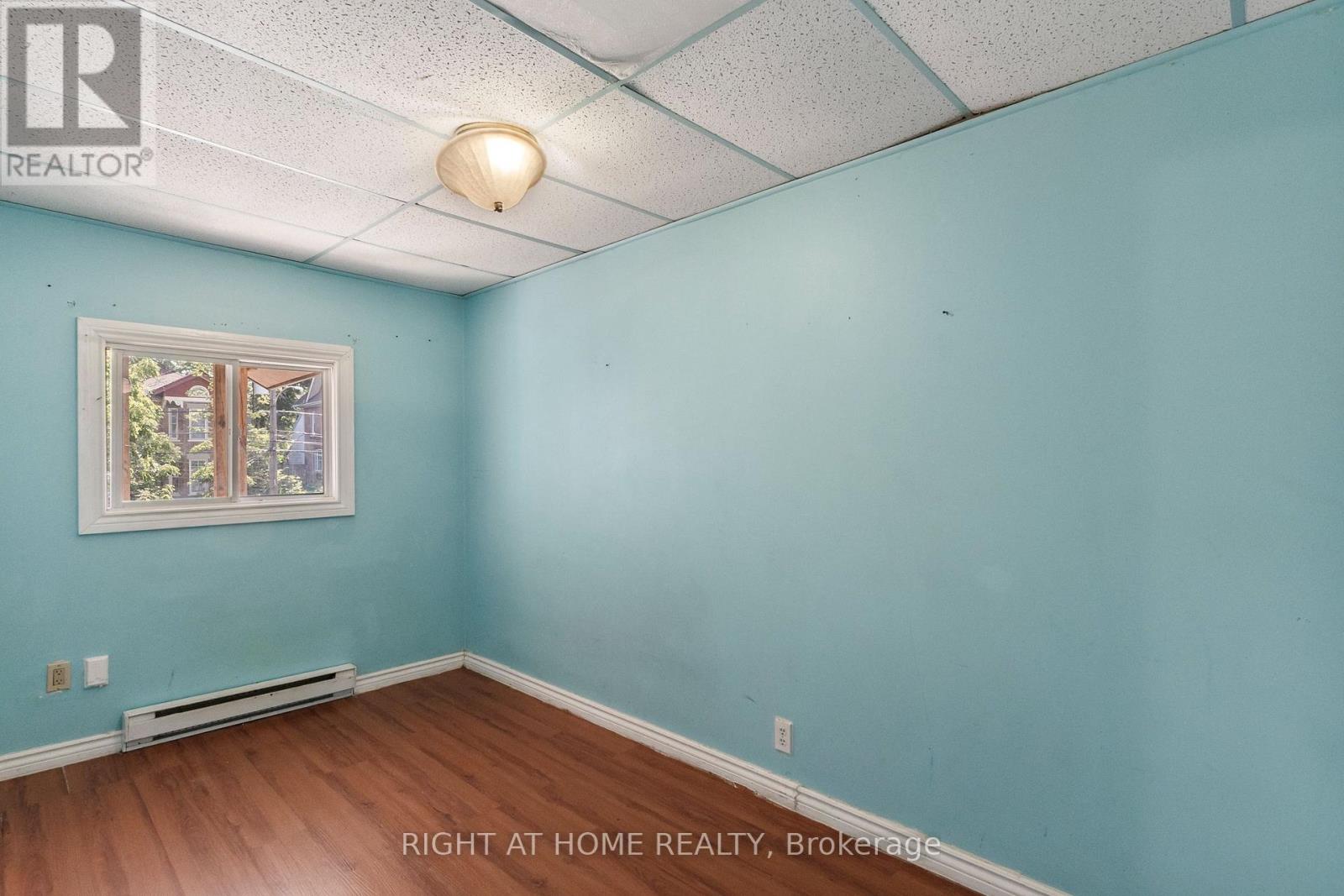 541 Aylmer Street N, Peterborough (Town Ward 3), Ontario  K9H 3W6 - Photo 36 - X13579728