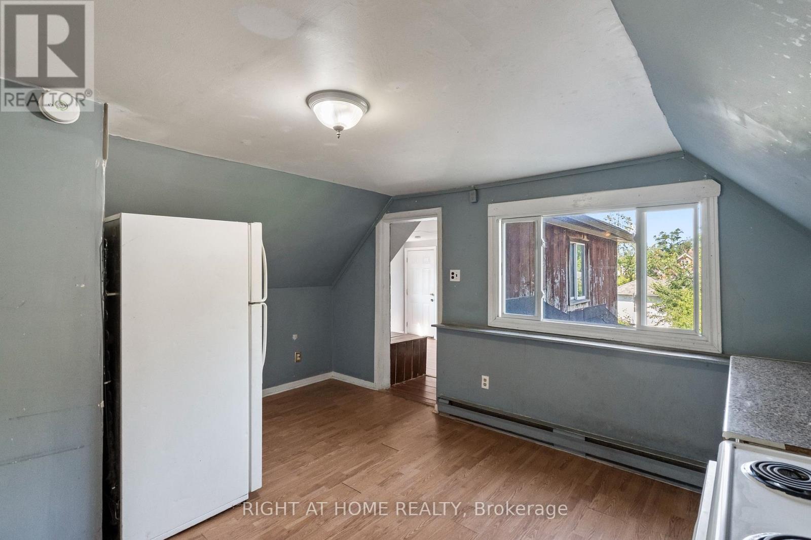 541 Aylmer Street N, Peterborough (Town Ward 3), Ontario  K9H 3W6 - Photo 42 - X13579728