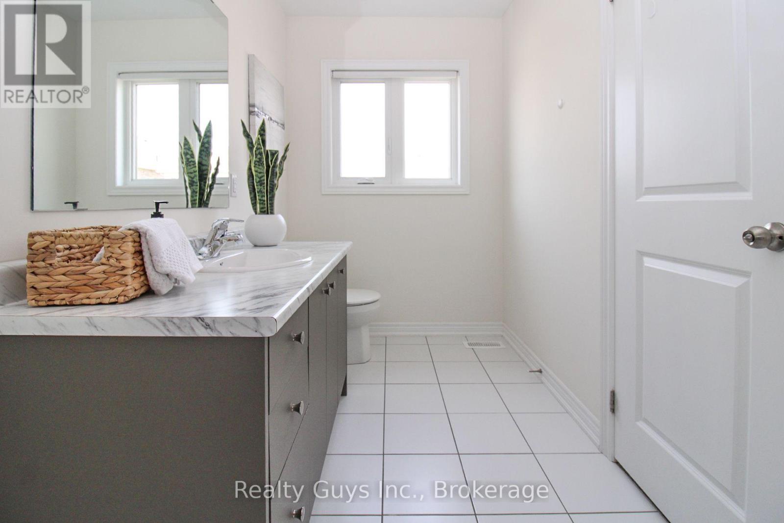 706 Latimer Way, Peterborough (Monaghan Ward 2), Ontario  K9K 0H4 - Photo 37 - X13580238