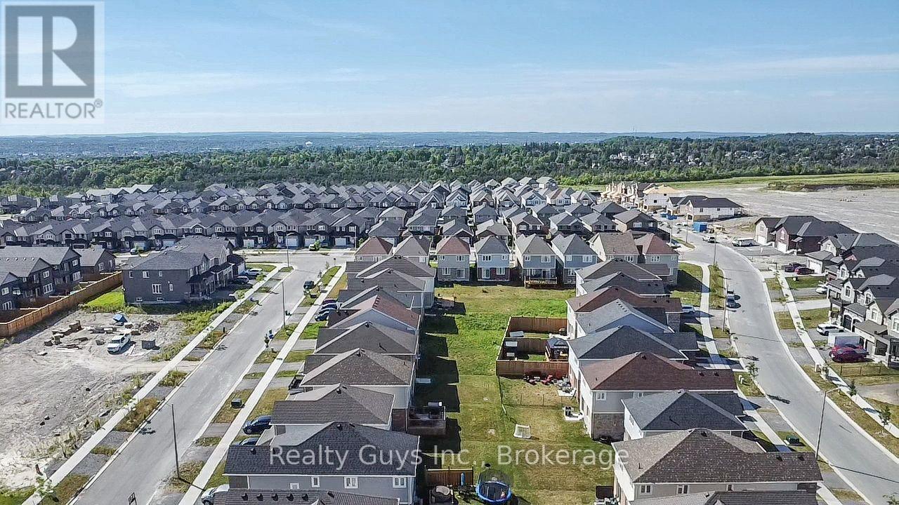 706 Latimer Way, Peterborough (Monaghan Ward 2), Ontario  K9K 0H4 - Photo 9 - X13580238
