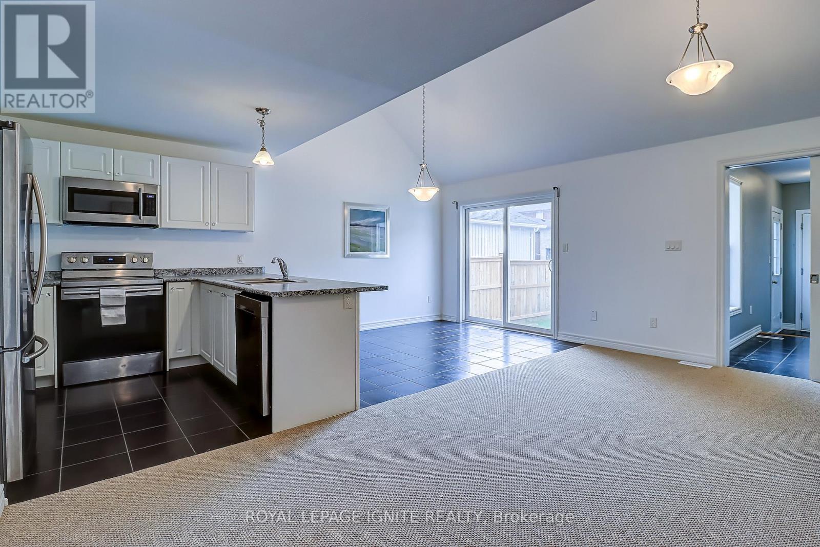 931 Broadway Boulevard, Peterborough (Northcrest Ward 5), Ontario  K9H 0J2 - Photo 12 - X13580984