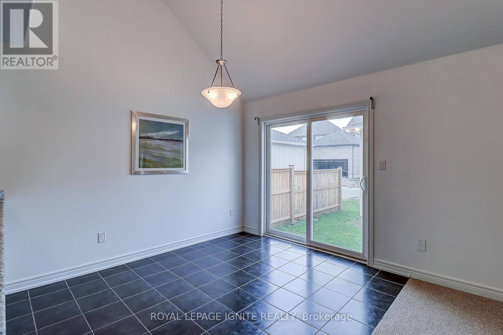 931 Broadway Boulevard, Peterborough (Northcrest Ward 5), Ontario  K9H 0J2 - Photo 17 - X13580984
