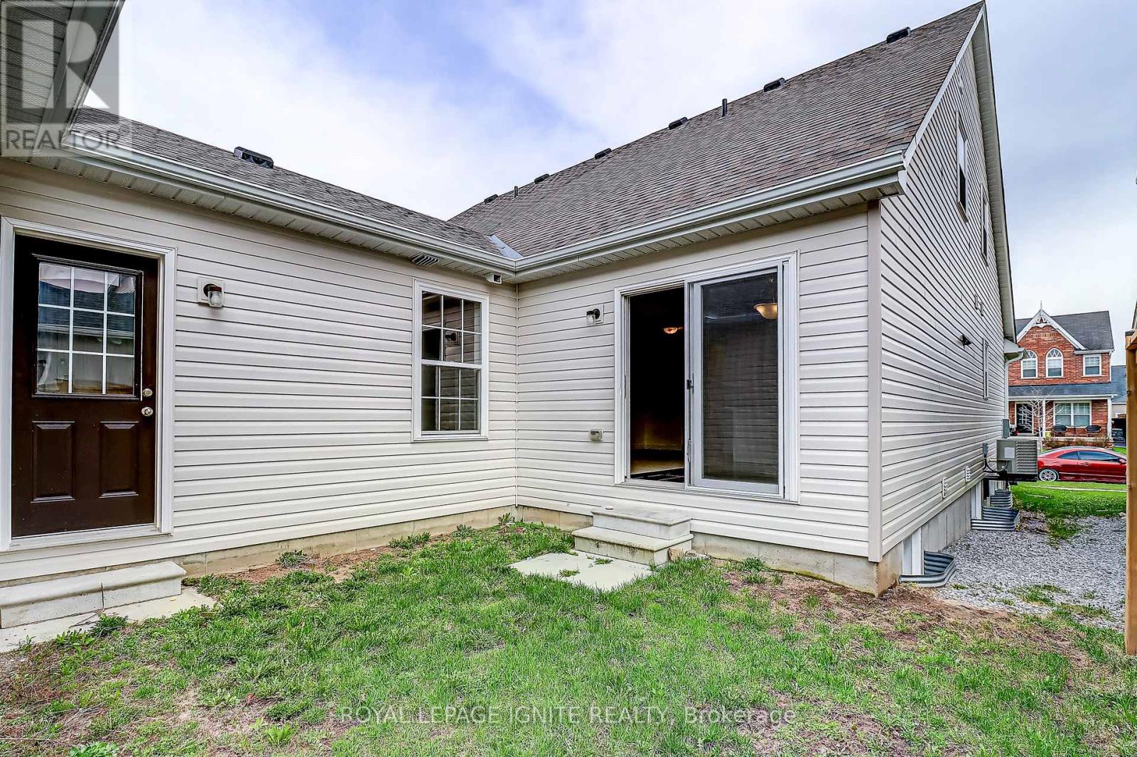 931 Broadway Boulevard, Peterborough (Northcrest Ward 5), Ontario  K9H 0J2 - Photo 21 - X13580984