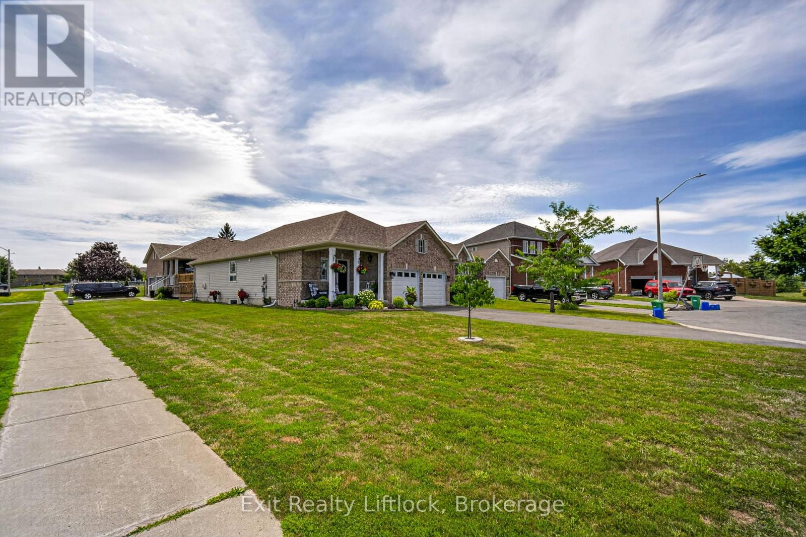 1 Mcgregor Court, Peterborough (Ashburnham Ward 4), Ontario  K9L 0B7 - Photo 2 - X13582920