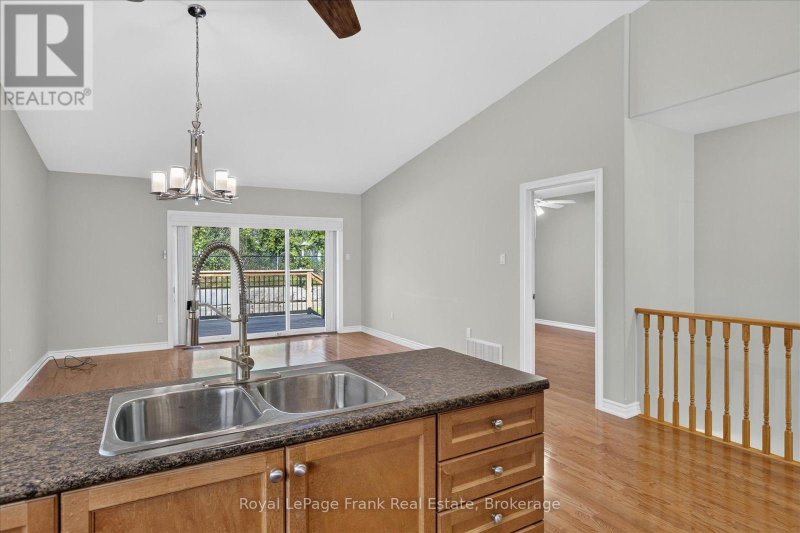 49 - 60 Village Crescent, Peterborough (Otonabee Ward 1), Ontario  K9J 0A9 - Photo 12 - X13583200