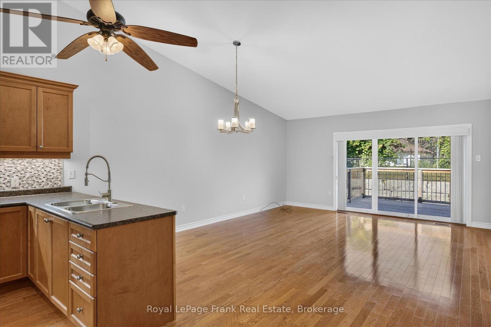 49 - 60 Village Crescent, Peterborough (Otonabee Ward 1), Ontario  K9J 0A9 - Photo 18 - X13583200