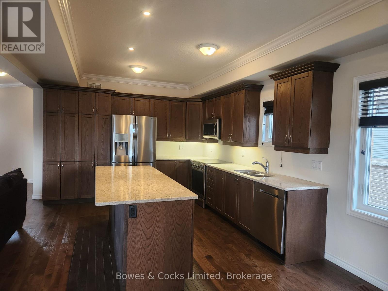 716 Sawmill Road, Peterborough (Northcrest Ward 5), Ontario  K9L 0G3 - Photo 5 - X13583948