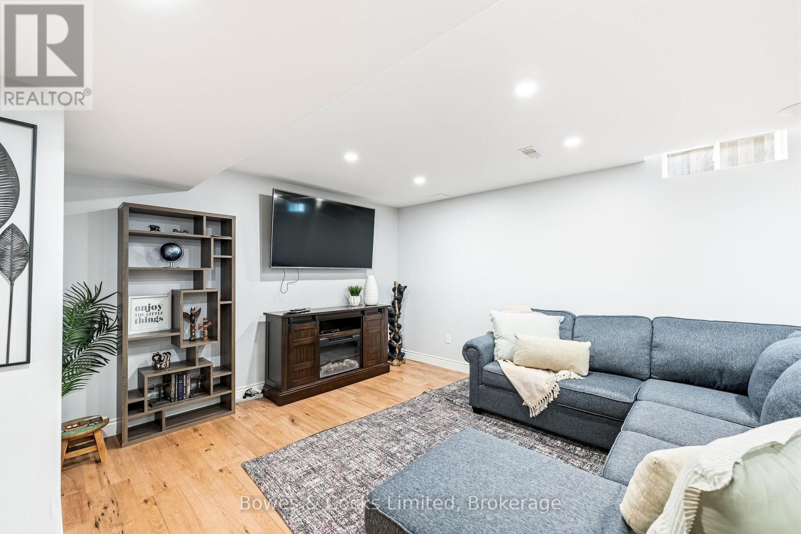 700 Tully Crescent, Peterborough (Monaghan Ward 2), Ontario  K9K 0A8 - Photo 38 - X13584026