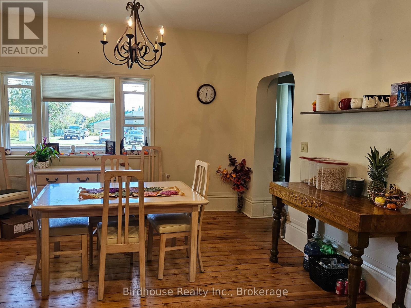 123 William Street N, Kawartha Lakes (Lindsay), Ontario  K9V 4A9 - Photo 2 - X13584978