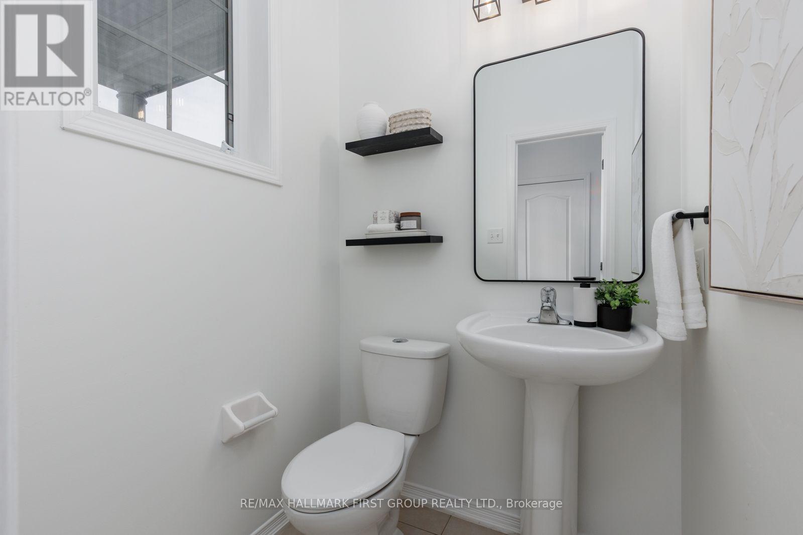 44 Milligan Street, Clarington (Newcastle), Ontario  L1B 1R6 - Photo 20 - E13587594