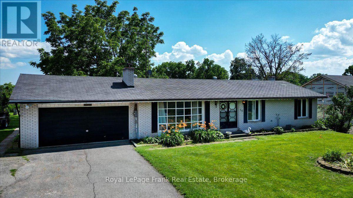 19 COUNTY RD 2, otonabee-south monaghan, Ontario