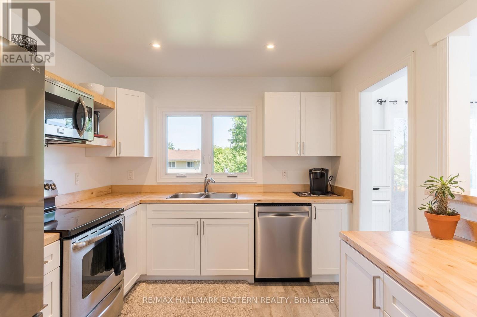 210 Maxwell Avenue, Peterborough (Ashburnham Ward 4), Ontario  K9J 1B5 - Photo 10 - X13588962