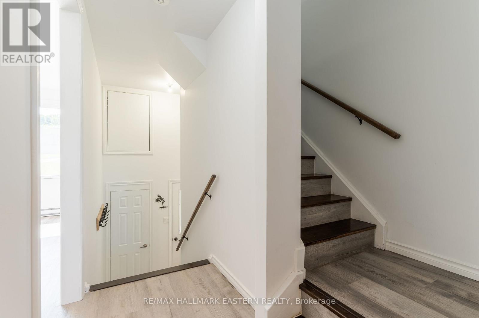 210 Maxwell Avenue, Peterborough (Ashburnham Ward 4), Ontario  K9J 1B5 - Photo 15 - X13588962