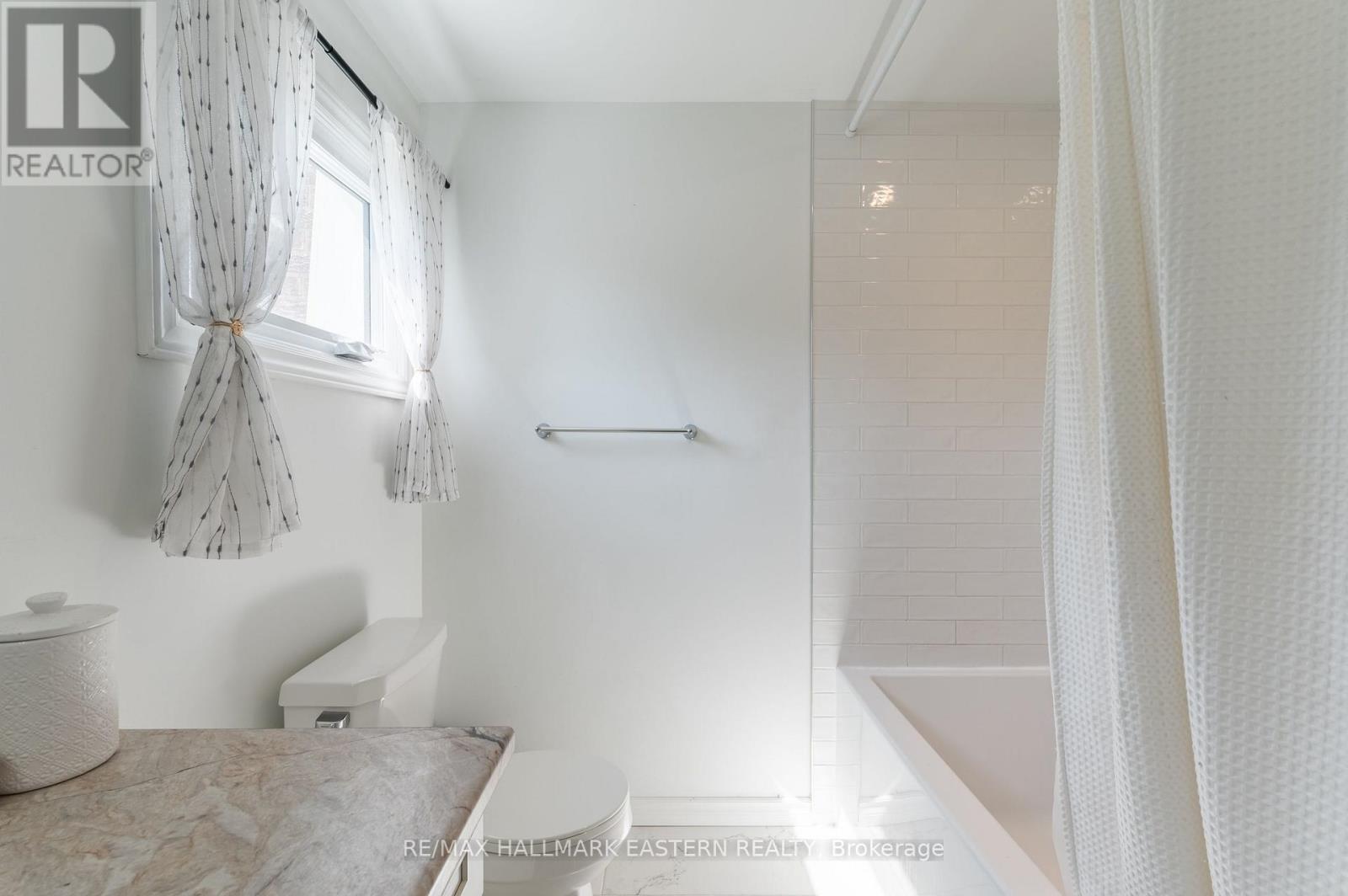210 Maxwell Avenue, Peterborough (Ashburnham Ward 4), Ontario  K9J 1B5 - Photo 23 - X13588962