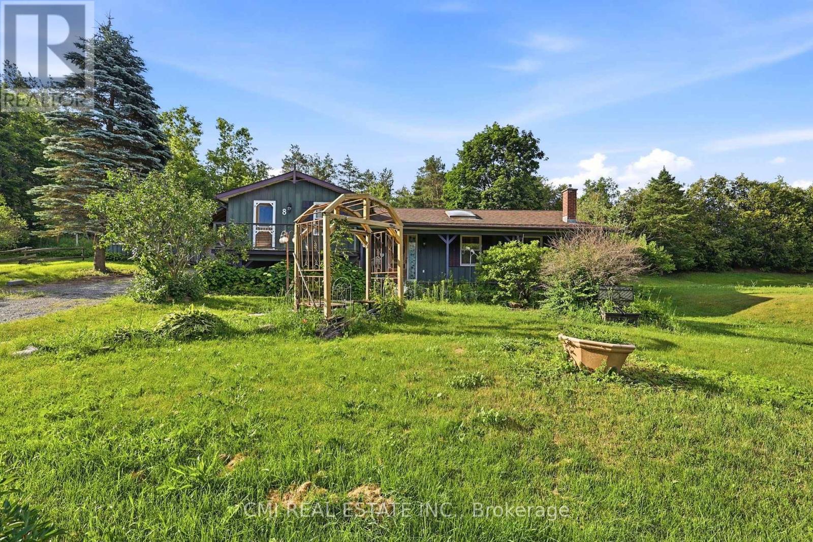 8 Jakeman Street, Kawartha Lakes (Manvers), Ontario  L0A 1A0 - Photo 2 - X13589322
