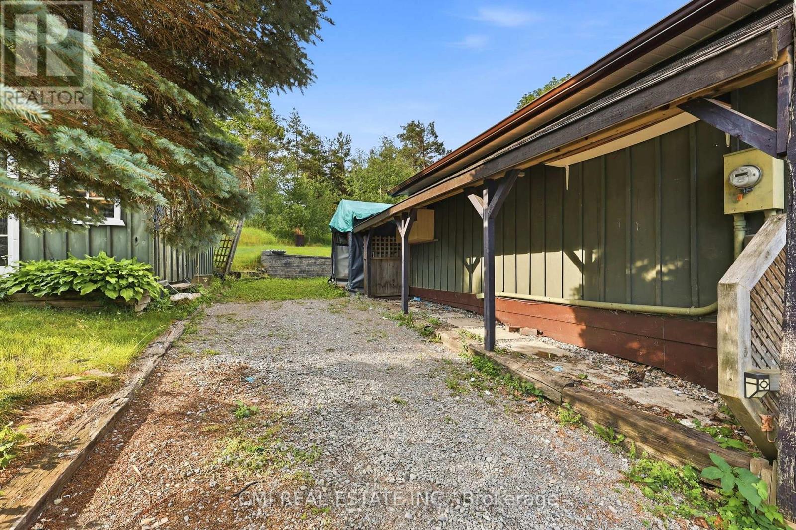 8 Jakeman Street, Kawartha Lakes (Manvers), Ontario  L0A 1A0 - Photo 4 - X13589322