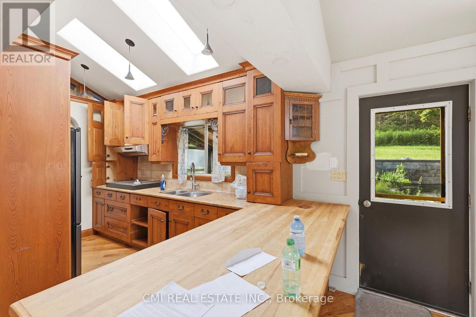 8 Jakeman Street, Kawartha Lakes (Manvers), Ontario  L0A 1A0 - Photo 7 - X13589322